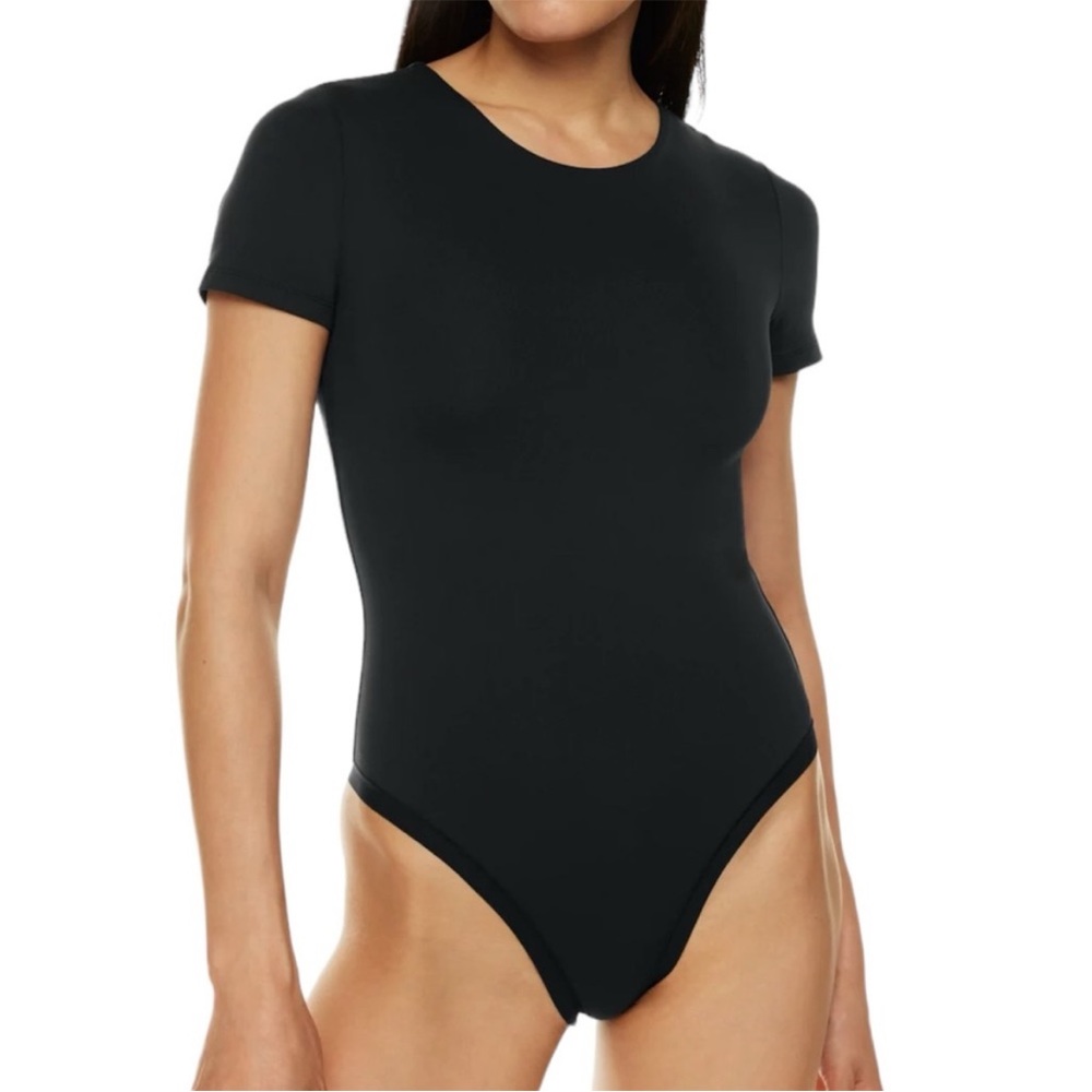 Aritzia Babaton bodysuit! Barely worn!